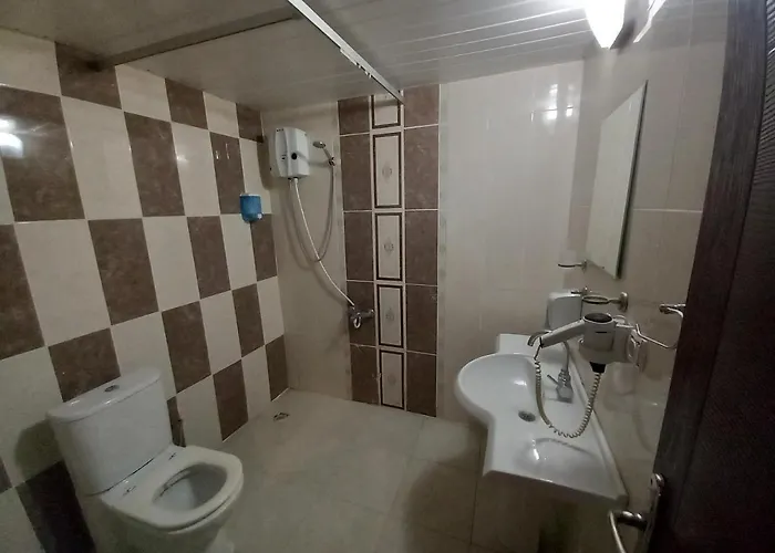 Life 3* אנטליה