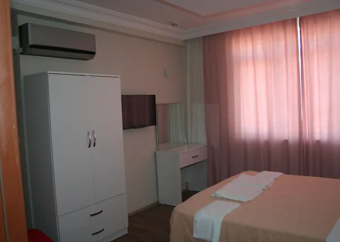 Life 3* אנטליה