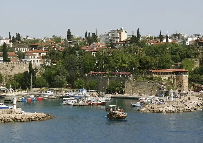 Life 3* אנטליה