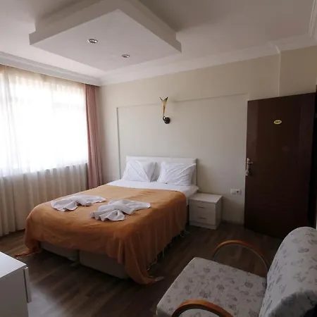 Life 3* Antalia